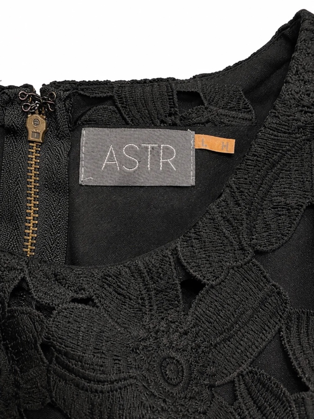 ASTR The Label Caspian Black Floral Crochet Lace Dress L - Picture 3 of 3